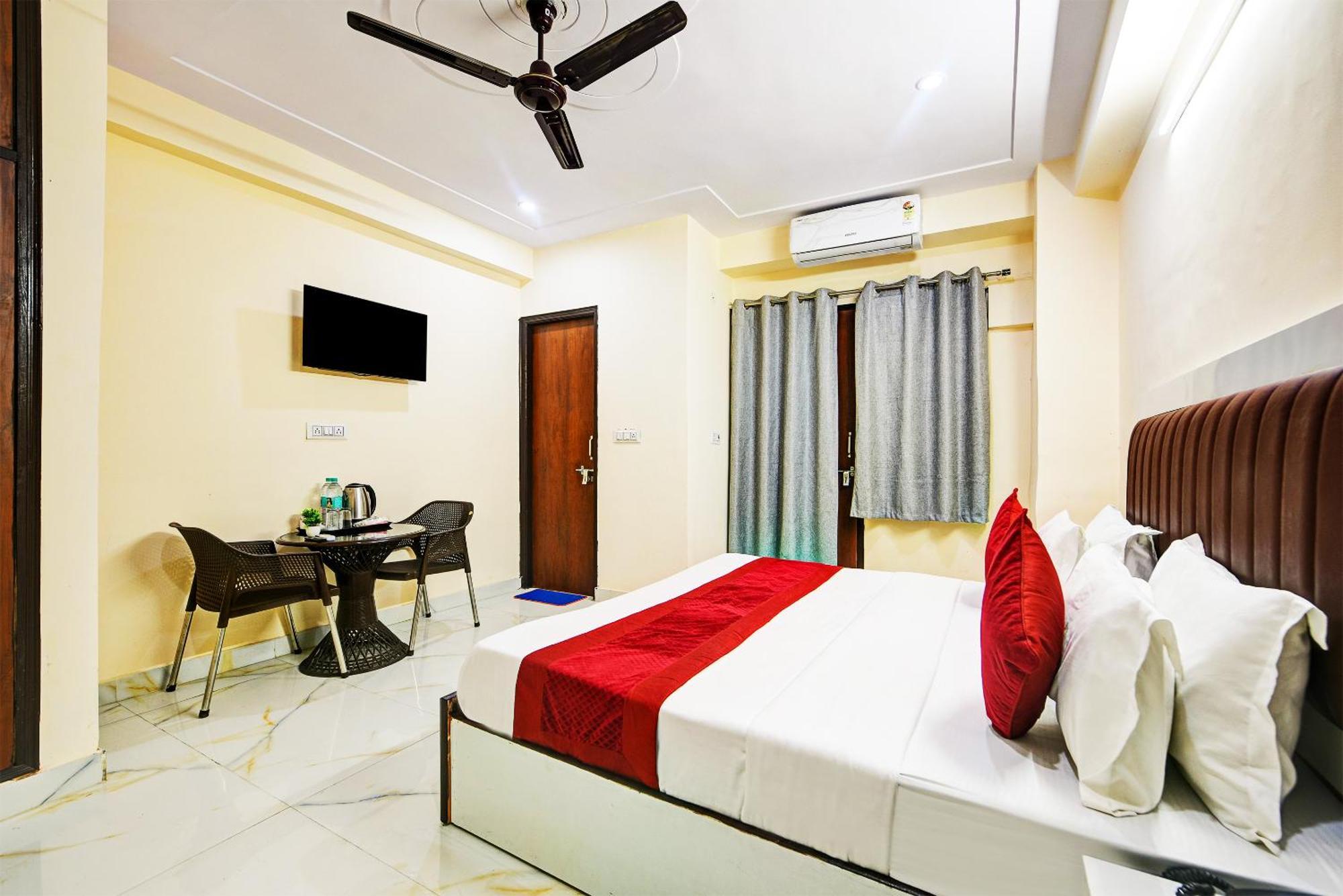 Krishna Tower Hotel